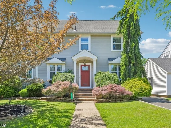 1032 Kipling Rd, Elizabeth City, NJ 07208