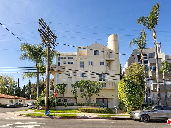 3rd image of 4549 Haskell Ave APT 1