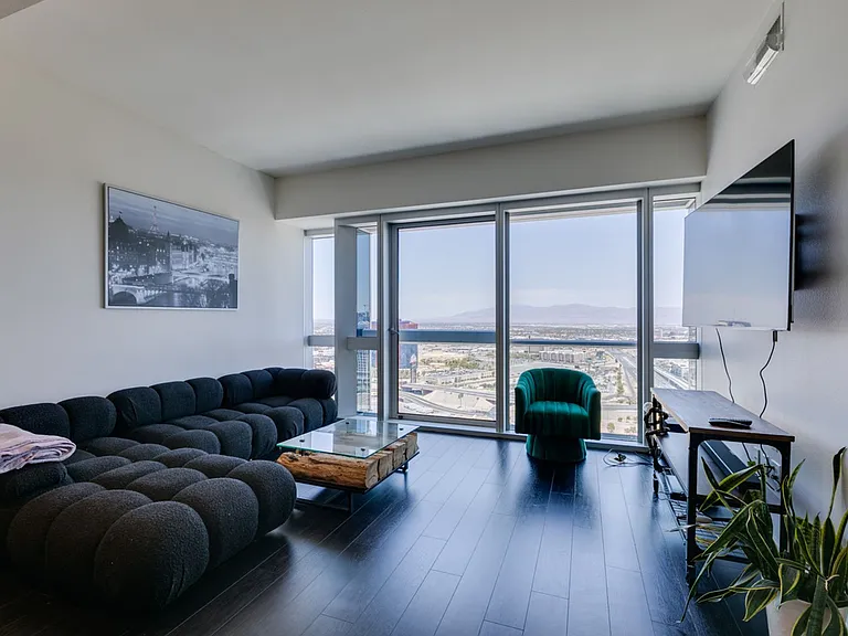 4471 Dean Martin Dr #4004 — Photo 4