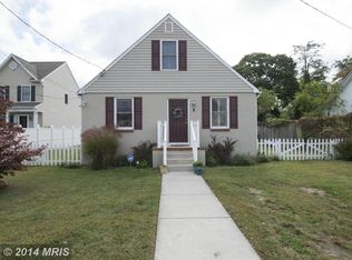8 Queen Anne Rd, Glen Burnie, MD 21060