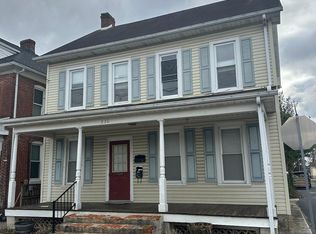 330 3rd St, Hanover, PA 17331