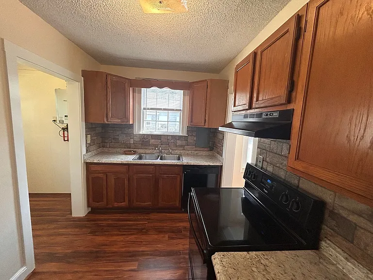 1220 Pickens St — Photo 19