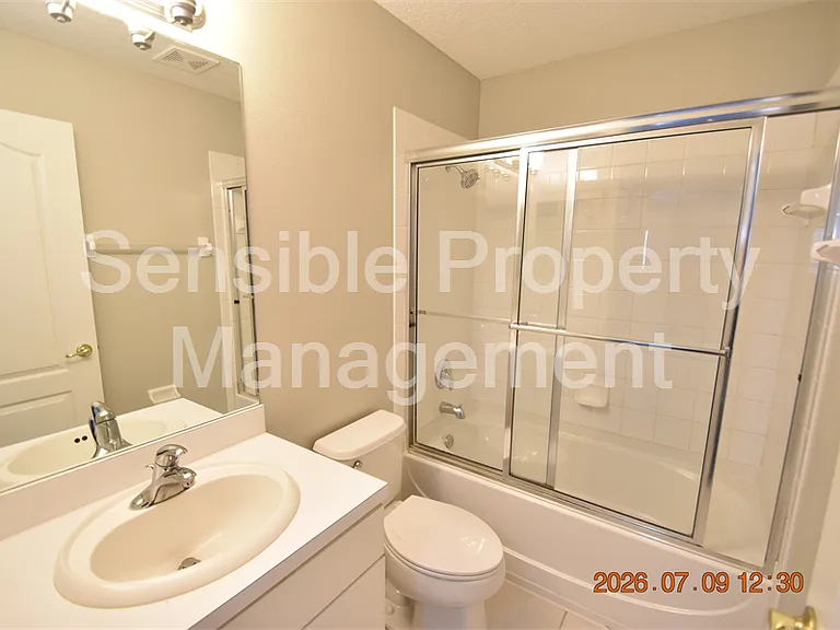 13121 Kings Crossing Dr — Photo 25