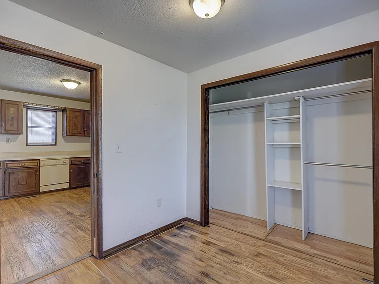 3801 Cresswell Ave — Photo 19