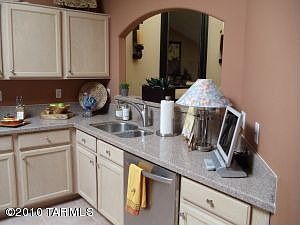 5th image of 274 E Crooked Stick Dr