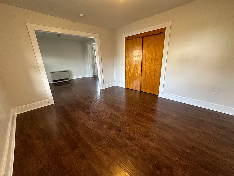 111 Mortimer St #1 — Photo 8