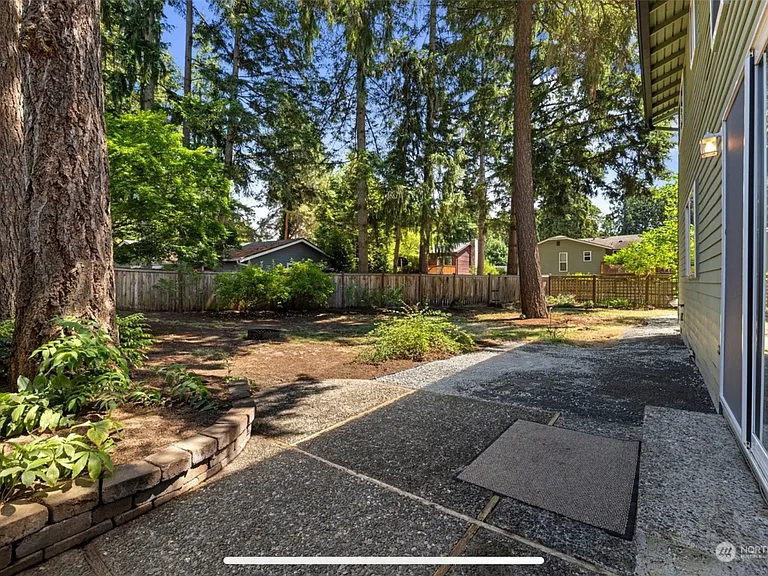10400 NE 135th Pl — Photo 20