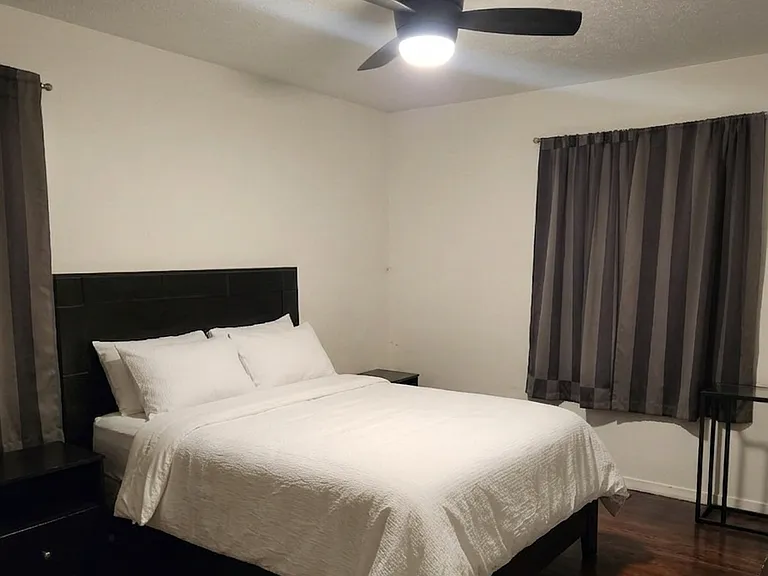 9303 Lewis Ave — Photo 3