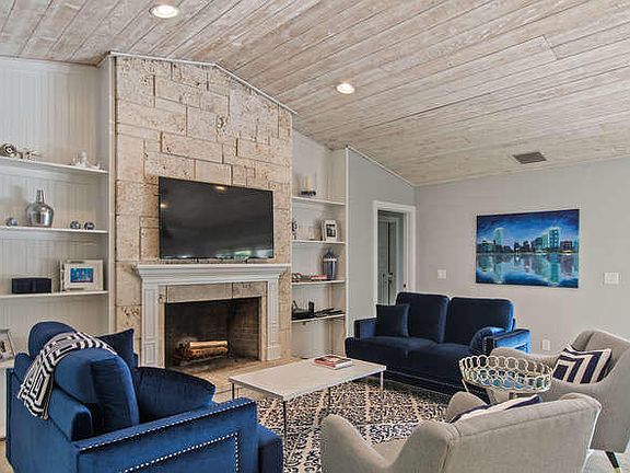 Home For Sale In Pine Tree Golf Club