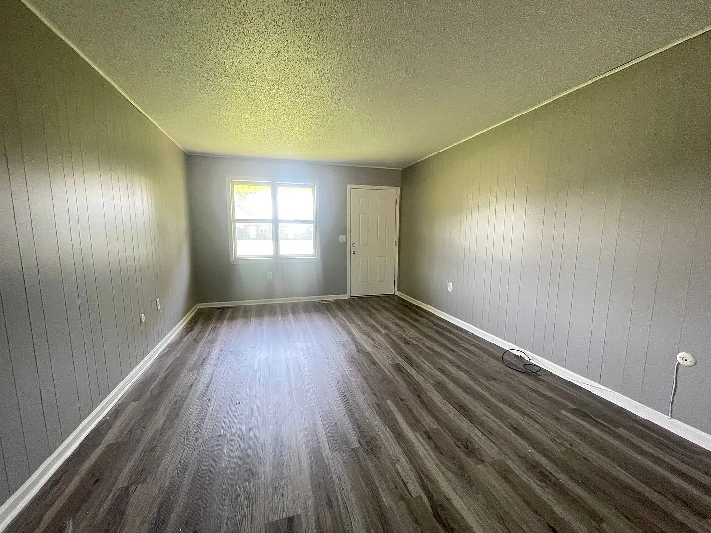 5423 S Hutchinson Court E2 — Photo 3