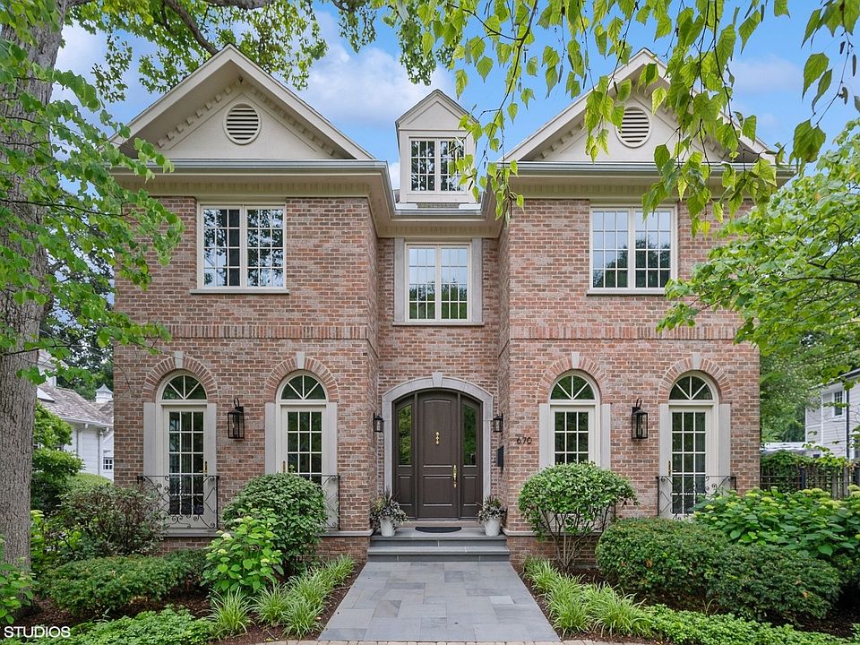 670 Sheridan Rd, IL 60093 Zillow