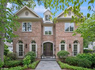 670 Sheridan Rd, Winnetka, IL 60093