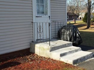 658 Main St #1, Cromwell, CT 06416