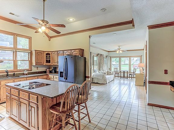 4th image of 3842 Davies Manor Dr