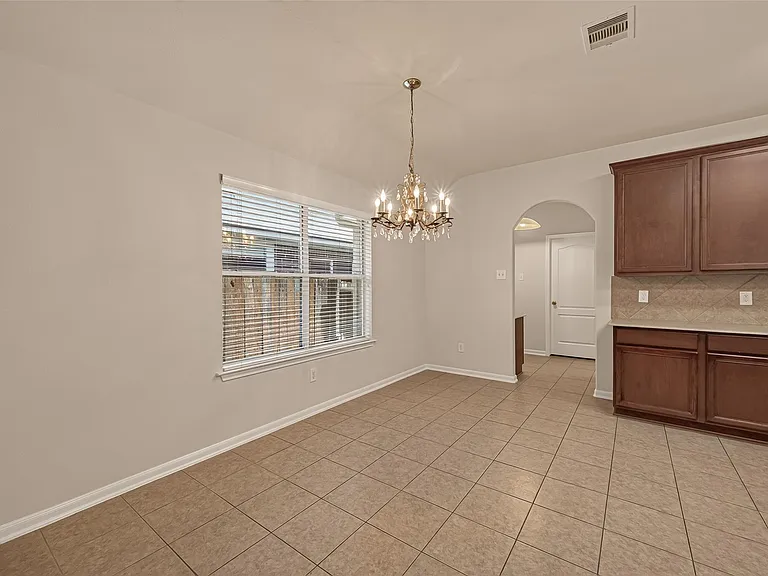 4823 Grand Chateau Ln — Photo 16
