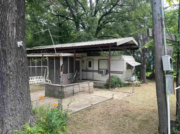 228 Private Road 7721, Emory, TX 75440