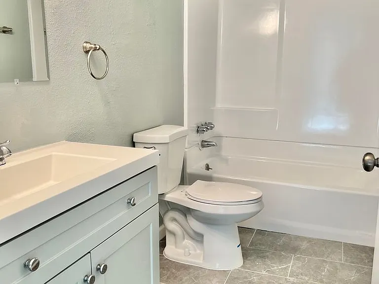 11117 Senac Pl NE — Photo 6