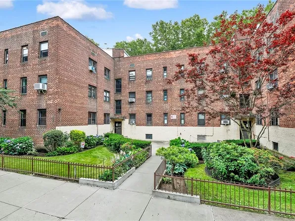 8867 Bay 16th St APT B3, Brooklyn, NY 11214