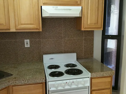 Rented by J Misrahi Realty Corp | media 2