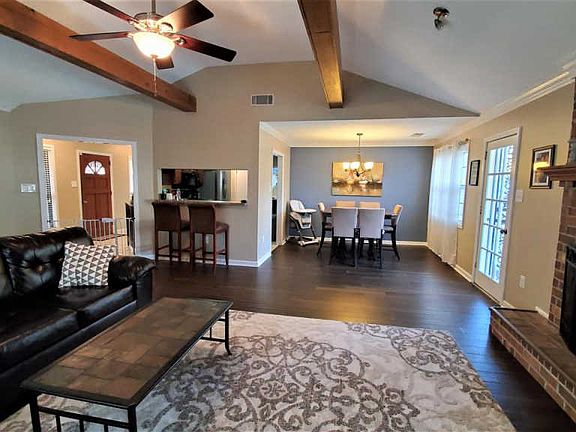4th image of 6416 Barwick Dr