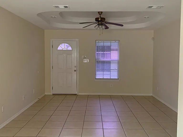 1834 Tierra Dulce Dr — Photo 2