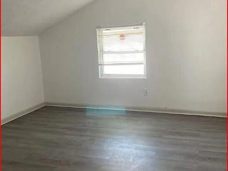 2016 Dellwood Ave #4 — Photo 3