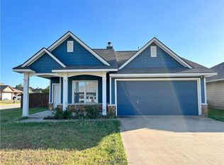 1001 Fallbrook Loop, College Station, TX 77845