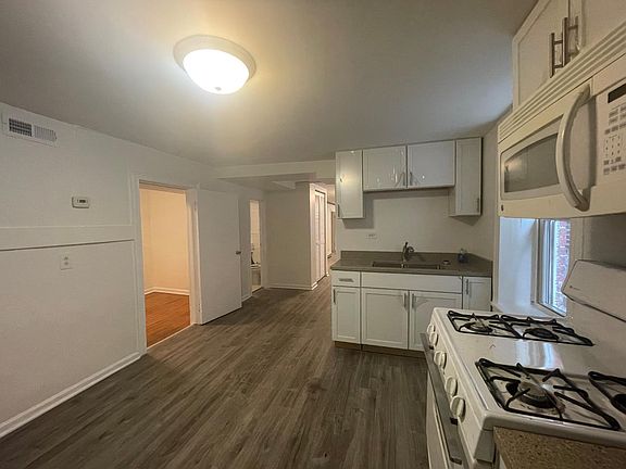 2nd image of 3060 N Central Park Ave