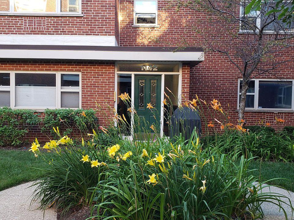 1st image of 1142 W North Shore Ave APT 3N