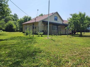 14584 Number 9 Blacktop, West Frankfort, IL 62896