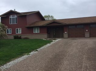 309 1st Ave SE, Spring Grove, MN 55974