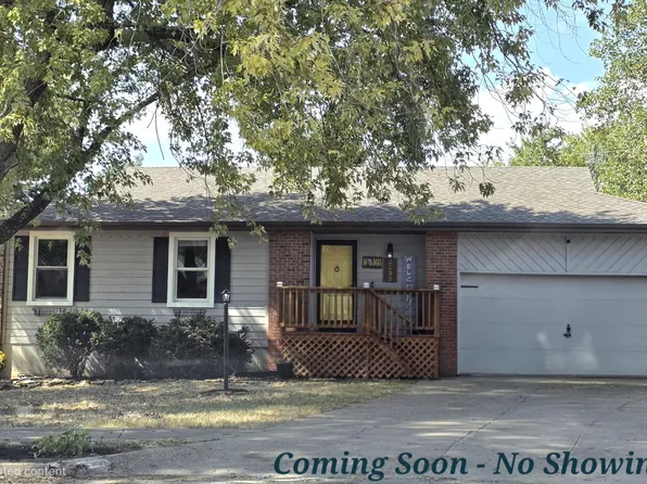2233 S Newton Avenue, Springfield, MO 65807