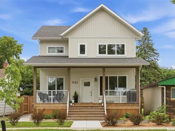 1532 D AVENUE N, Saskatoon, SK S7L 1P6