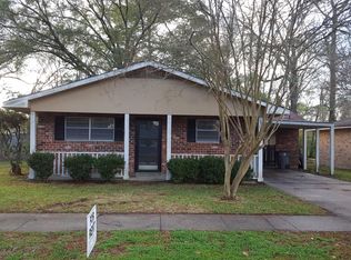 1086 Boreas Dr, Baton Rouge, LA 70816