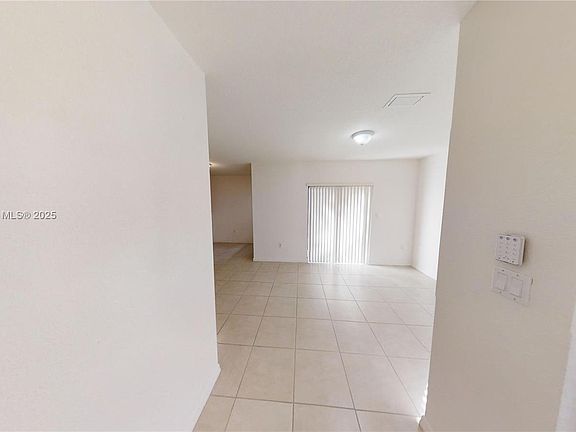 4th image of 22631 SW 88th Pl #418