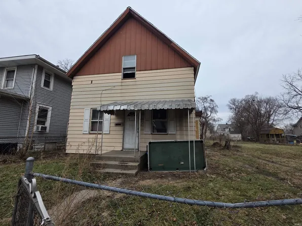 121 E Dayton St, South Bend, IN 46613