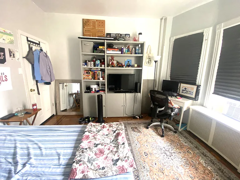 18 Tonnele Ave #B — Photo 14
