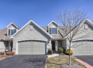 1319 Cantebury Dr, Mount Joy, PA 17552