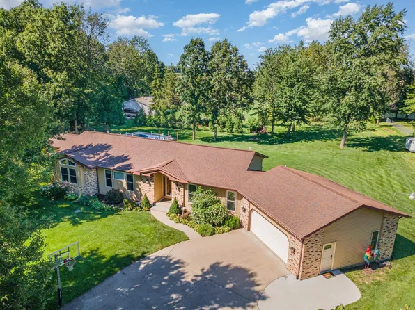 4050 Mackinaw Rd, Bay City, MI 48706