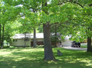 760 E Hanover St, Pentwater, MI 49449