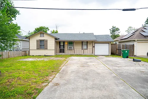 505 Sikes St Photo 1
