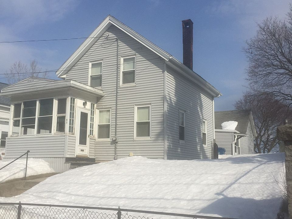2nd image of 43 Warren St