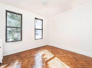 21-10 30th Ave #3D, Astoria, NY 11102