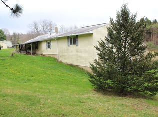 521 Aspen Rd, Petrolia, PA 16050