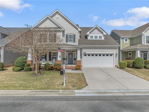 5584 Memorial Dr, Virginia Beach, VA 23455