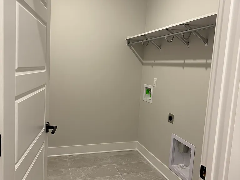 9125 Headwaters Dr — Photo 21