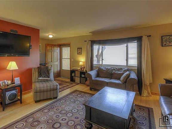 3rd image of 40425 Haven Pl