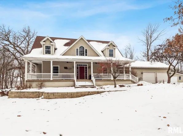 2960 265th St, De Witt, IA 52742