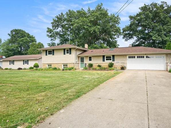 12925 Bayview Dr, Vicksburg, MI 49097