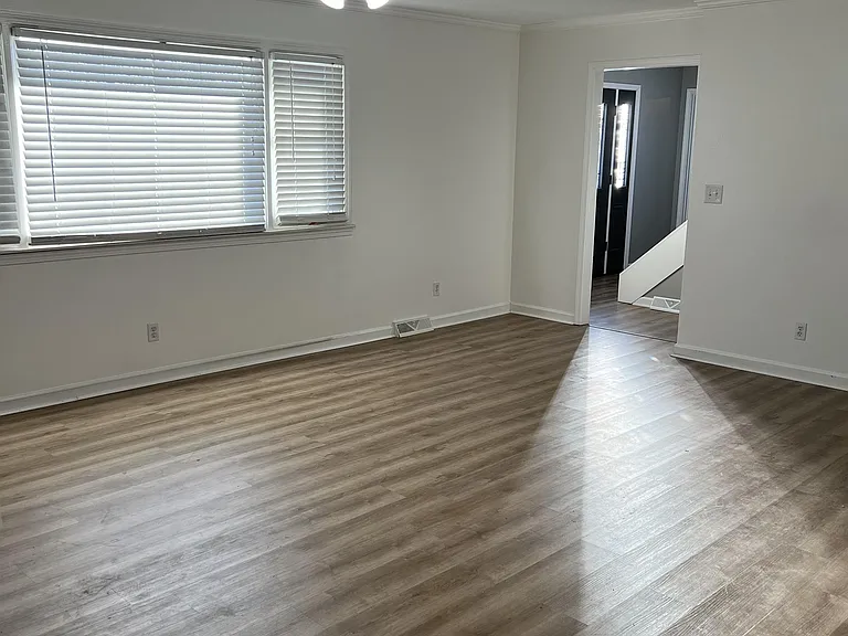 503 Aspen Way — Photo 15